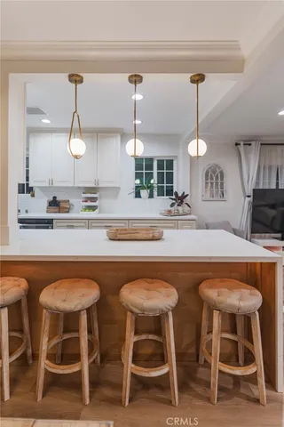 $1,199,000 | 601 West Hillsdale Street, Inglewood, CA 90302