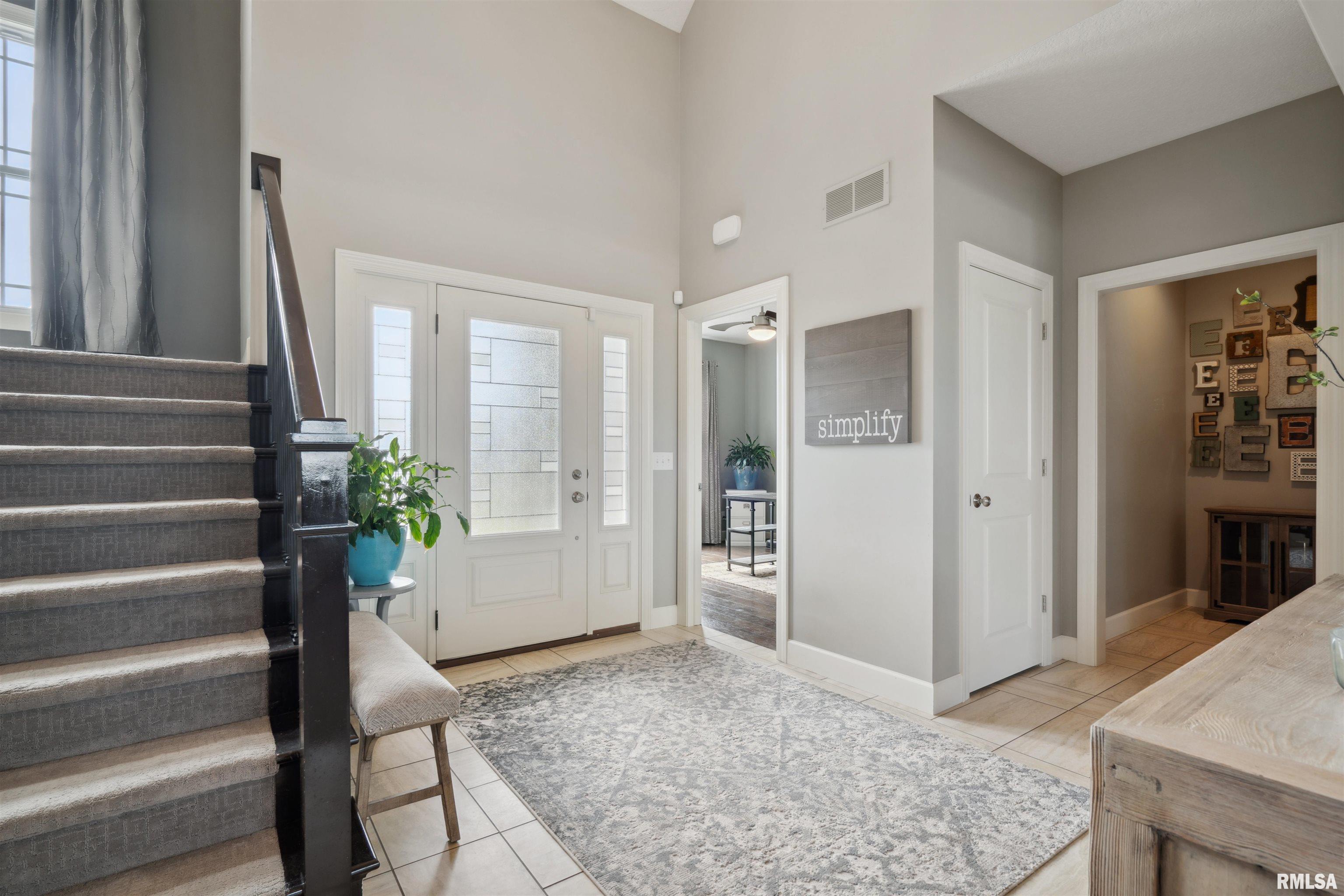5723 Judge Road Bettendorf, IA 52722 - Photo 4 of 60 Gallery Image 4