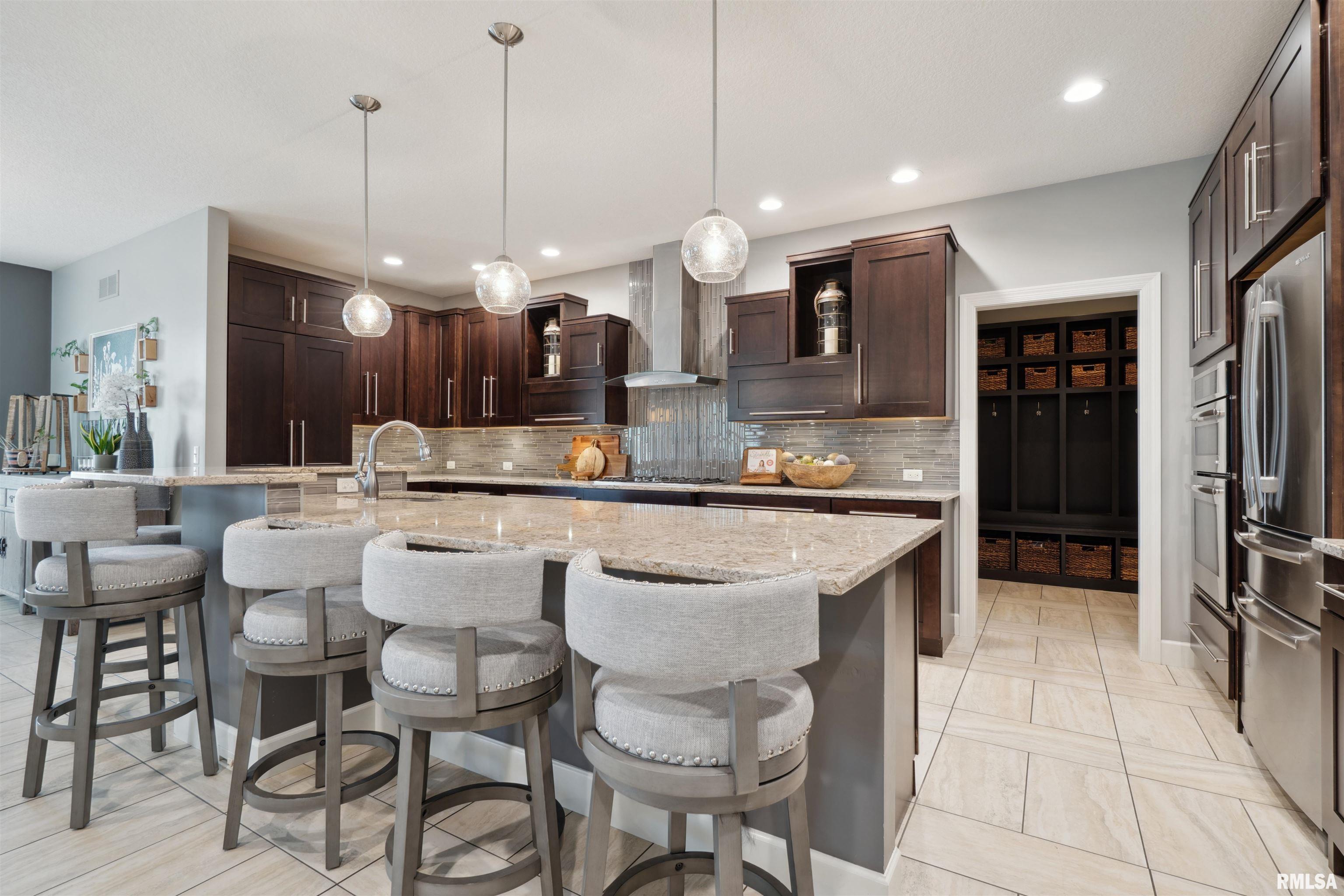 5723 Judge Road Bettendorf, IA 52722 - Photo 7 of 60 Gallery Image 7