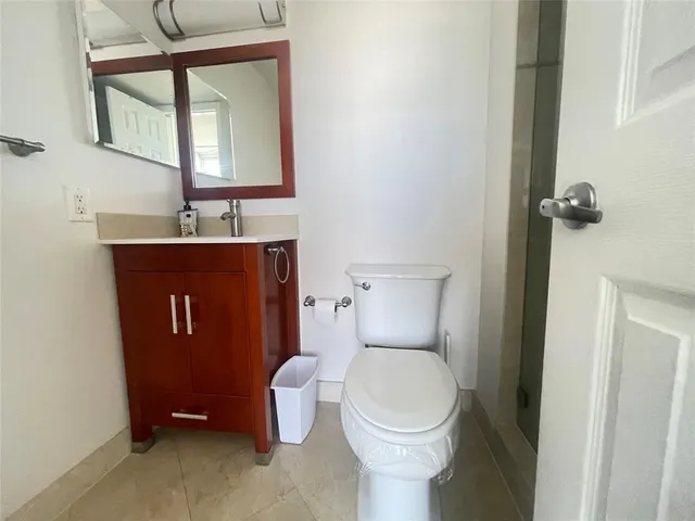 $3,000 | 531 North Ocean Boulevard, Unit 1809, Pompano Beach, FL 33062