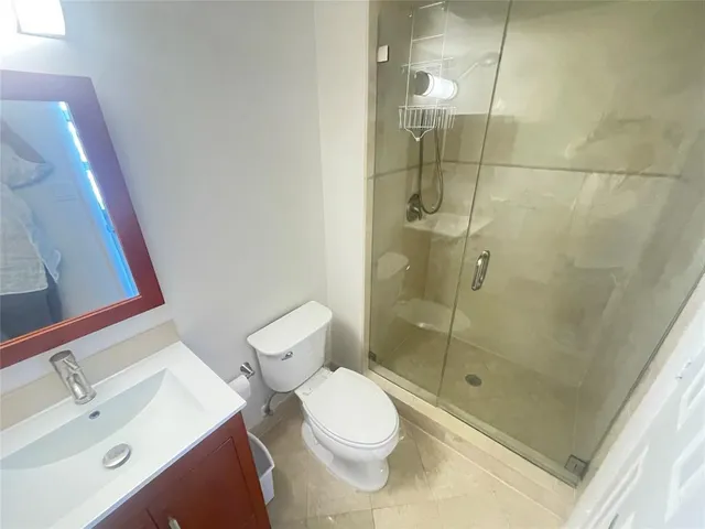 $3,000 | 531 North Ocean Boulevard, Unit 1809, Pompano Beach, FL 33062