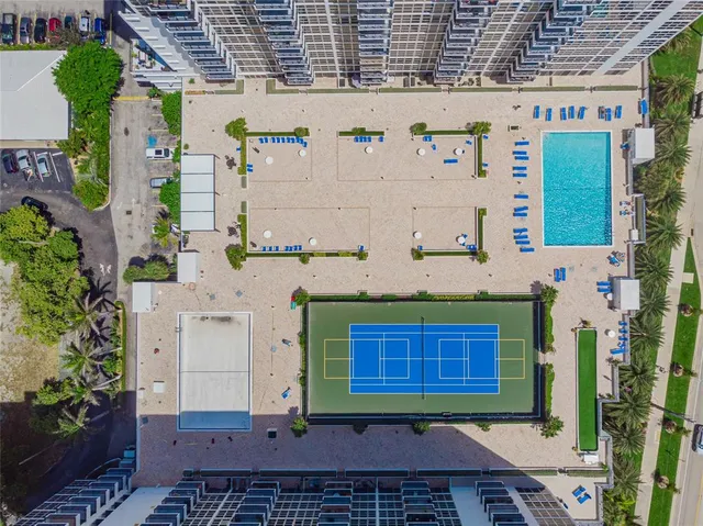 $3,000 | 531 North Ocean Boulevard, Unit 1809, Pompano Beach, FL 33062