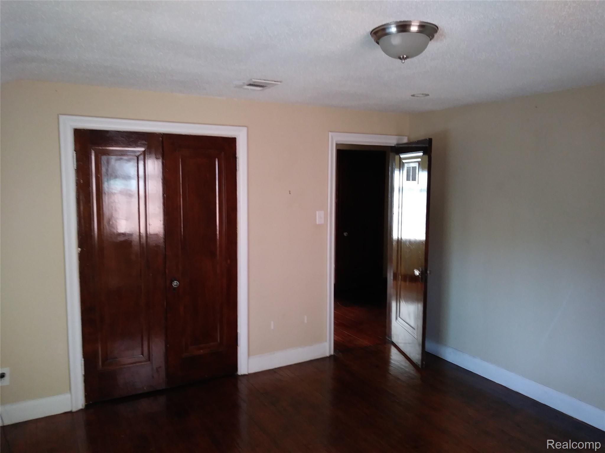 4674 Audubon Road Detroit, MI 48224 - Photo 17 of 29 20190905_100812.jpg