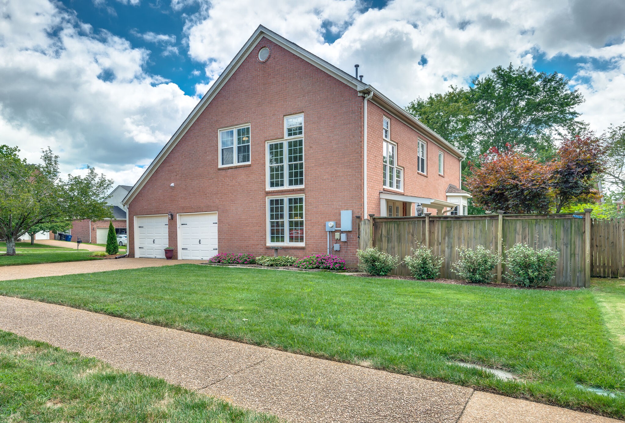 2052 Baxter Lane Franklin, TN 37069 - Photo 2 of 38