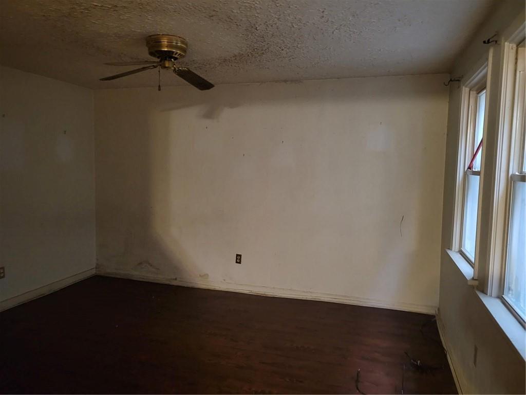 800 6th Street McKees Rocks, PA 15136 - Photo 17 of 23