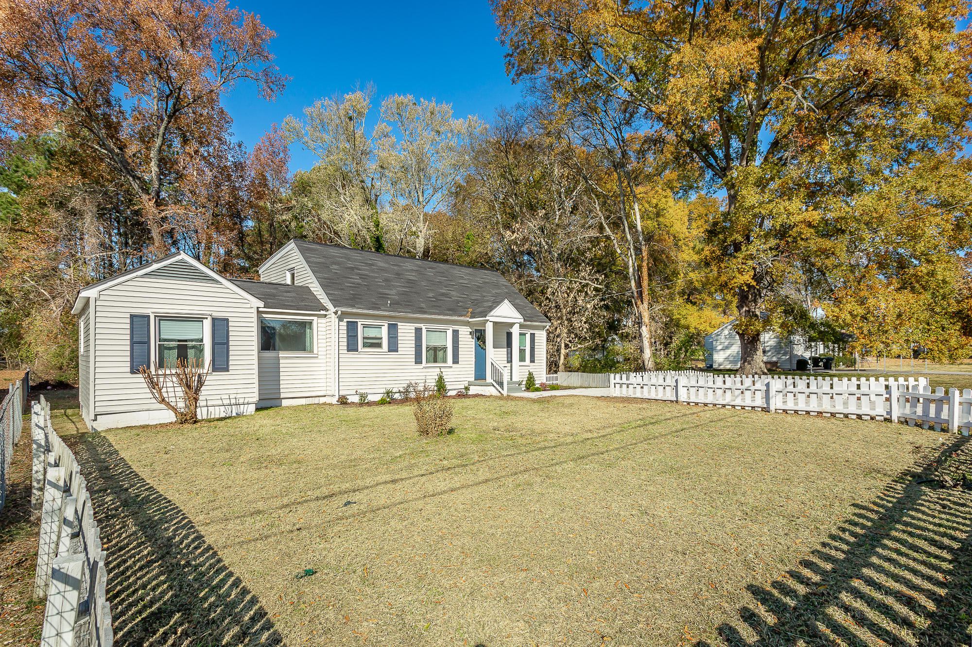 119 Chickamauga Road Chattanooga, TN 37421 - Photo 4 of 36 119 Chickamauga Road-3