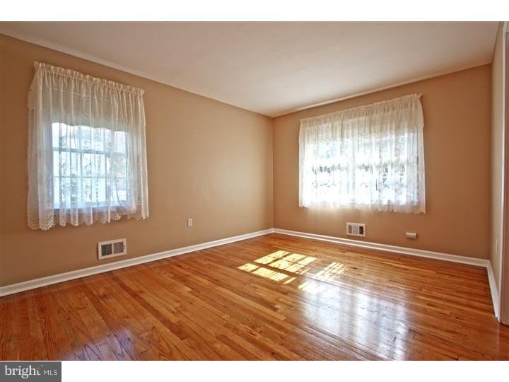 14 Doreen Road Hamilton, NJ 08690 - Photo 11 of 24 Bedroom