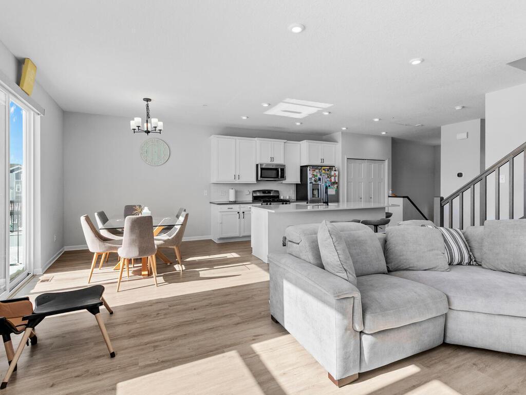 6662 Wildflower Way Minnetrista, MN 55331 - Photo 11 of 28