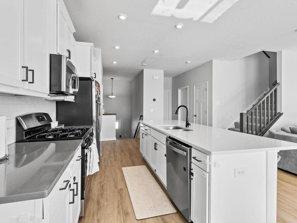 6662 Wildflower Way Minnetrista, MN 55331 - Photo 14 of 28