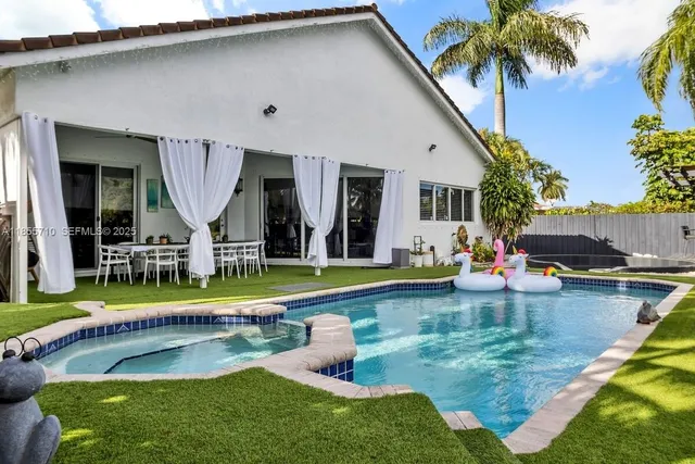 $15,000 | 205 North 31st Avenue, Unit 1, Hollywood, FL 33021