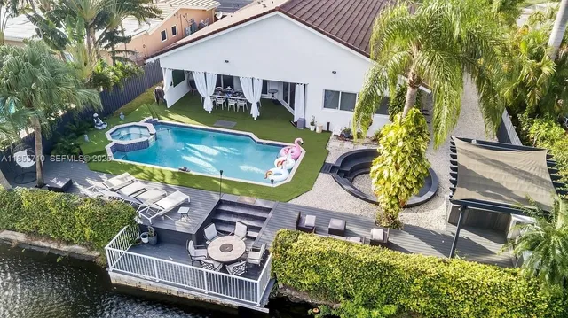 $15,000 | 205 North 31st Avenue, Unit 1, Hollywood, FL 33021