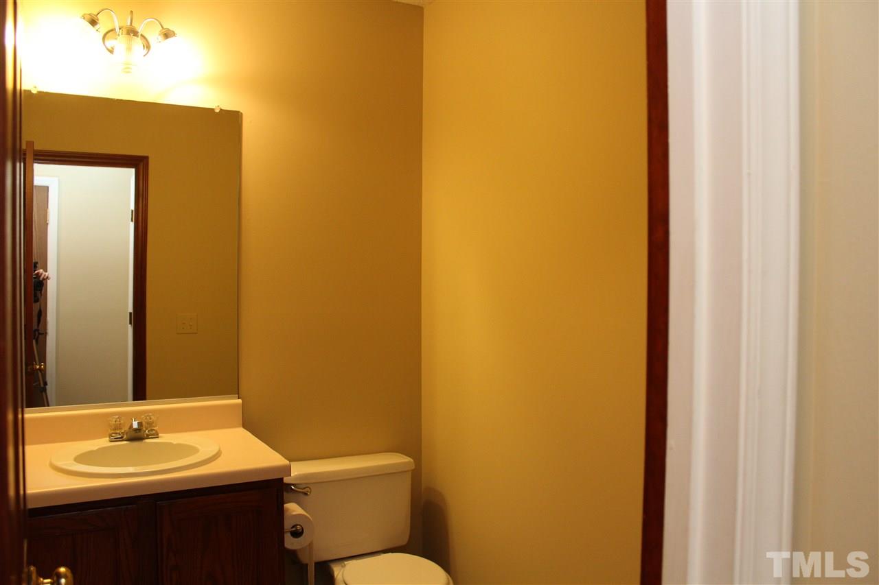 1008 Fairlong Road Wake Forest, NC 27587 - Photo 5 of 25 Gallery Image 5