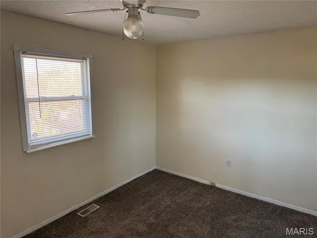 $215,000 | 1744 Hilltop Lane, Imperial, MO 63052