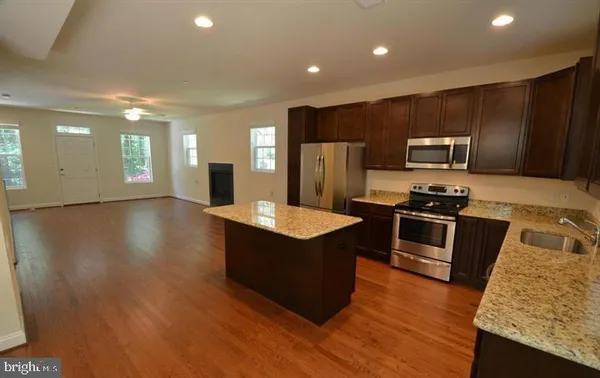$3,200 | 5917 Sneed Drive, Deale, MD 20751