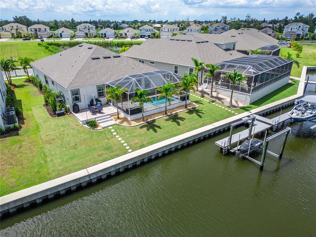 5961 Blakeney Loop Apollo Beach, FL 33572 - Photo 39 of 42 an aerial view of a house with a ocean view