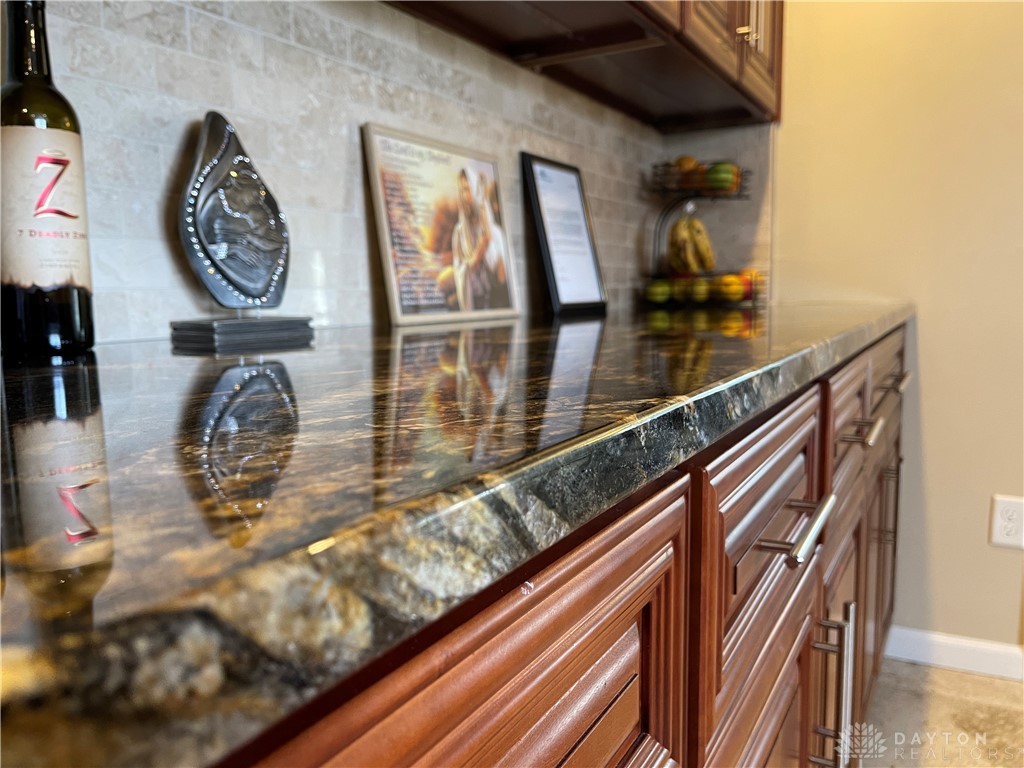 2426 Springmill Road Kettering, OH 45440 - Photo 12 of 36 Gallery Image 12