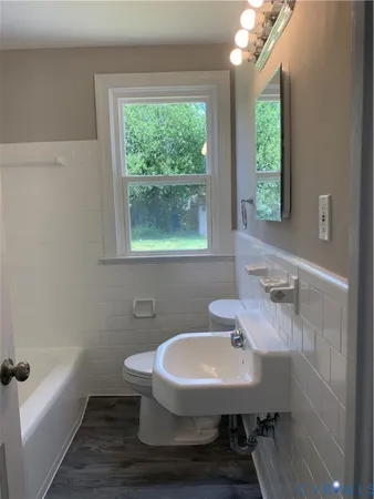 $2,600 | 4202 Thomas Drive, Richmond, VA 23222