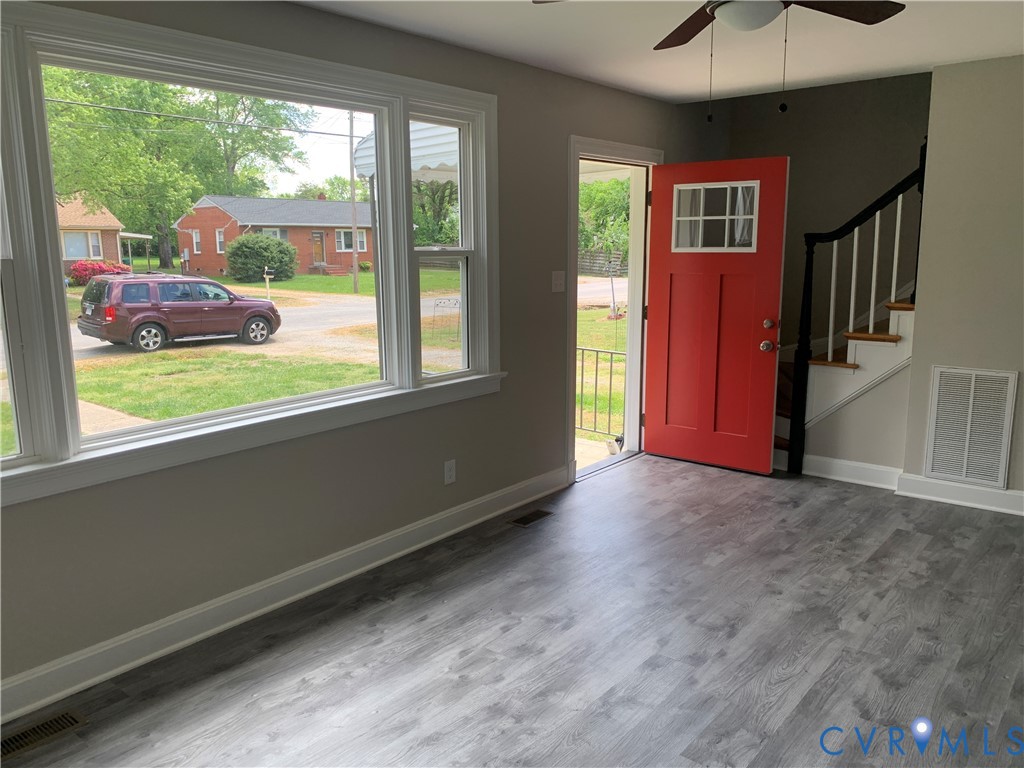 4202 Thomas Drive Richmond, VA 23222 - Photo 3 of 36