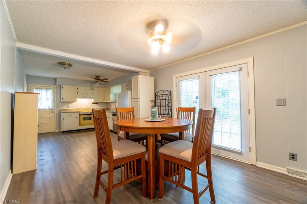 607 Brightsfield Court Rural Hall, NC 27045 - Photo 9 of 31 Gallery Image 9
