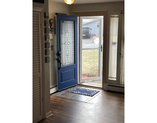 4 Robert Road Framingham, MA 01702 - Photo 8 of 21 Gallery Image 8