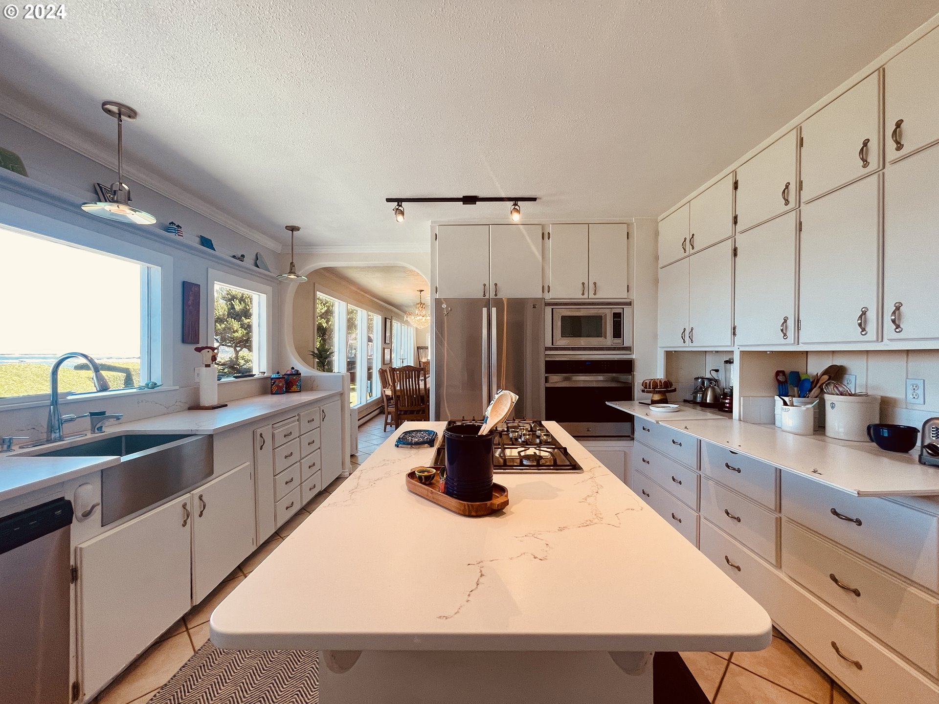 89181 Lighthouse Way Coos Bay, OR 97420 - Photo 18 of 47