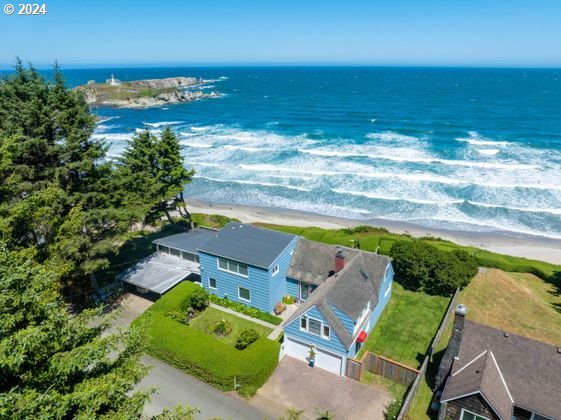 89181 Lighthouse Way Coos Bay, OR 97420 - Photo 3 of 47