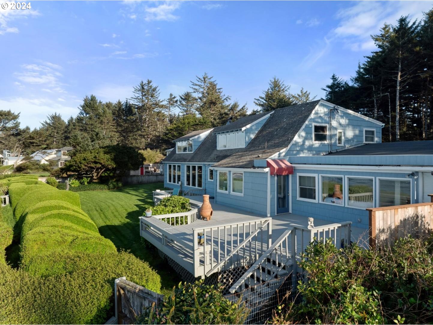 89181 Lighthouse Way Coos Bay, OR 97420 - Photo 6 of 47