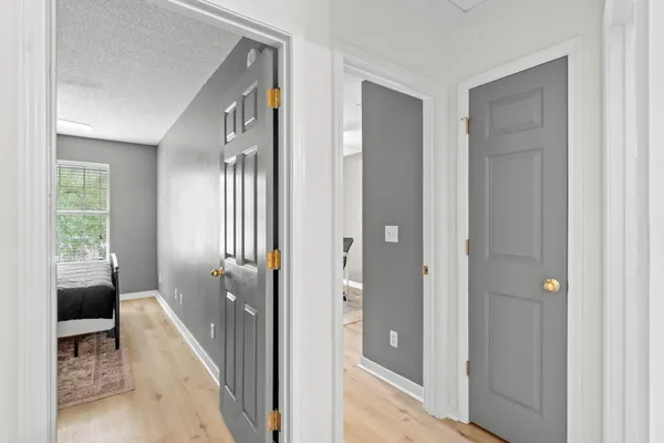 $390,000 | 9 5th Avenue, Shalimar, FL 32579