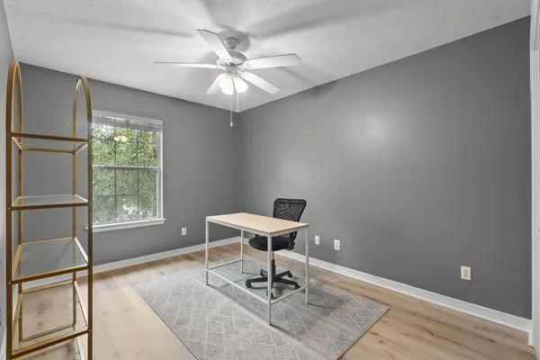 $390,000 | 9 5th Avenue, Shalimar, FL 32579