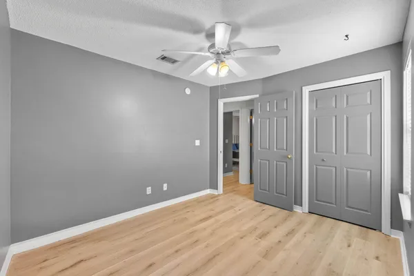$390,000 | 9 5th Avenue, Shalimar, FL 32579