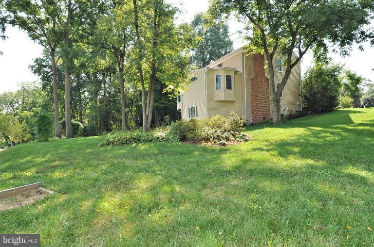 3673 Meadowvale Road Ellicott City, MD 21042 - Photo 2 of 15 Side angle view