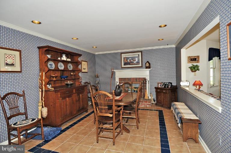 3673 Meadowvale Road Ellicott City, MD 21042 - Photo 8 of 15 Breakfast Area