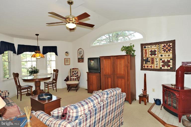 3673 Meadowvale Road Ellicott City, MD 21042 - Photo 9 of 15 Family Room