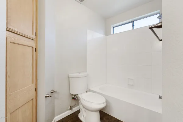 $1,800 | 1120 North Val Vista Drive, Unit 118, Gilbert, AZ 85234