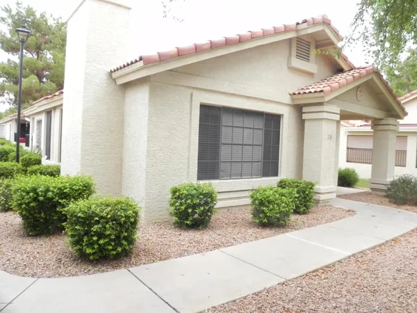 $1,800 | 1120 North Val Vista Drive, Unit 118, Gilbert, AZ 85234