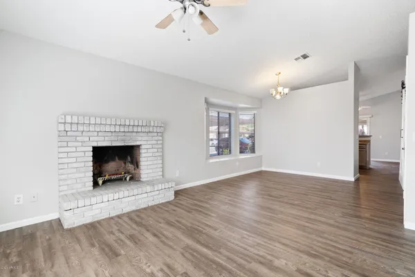 $1,800 | 1120 North Val Vista Drive, Unit 118, Gilbert, AZ 85234