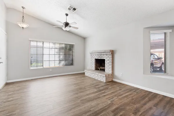 $1,800 | 1120 North Val Vista Drive, Unit 118, Gilbert, AZ 85234