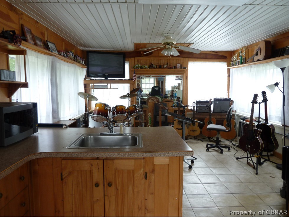 2464 Old Ferry Road Hudgins, VA 23076 - Photo 37 of 48