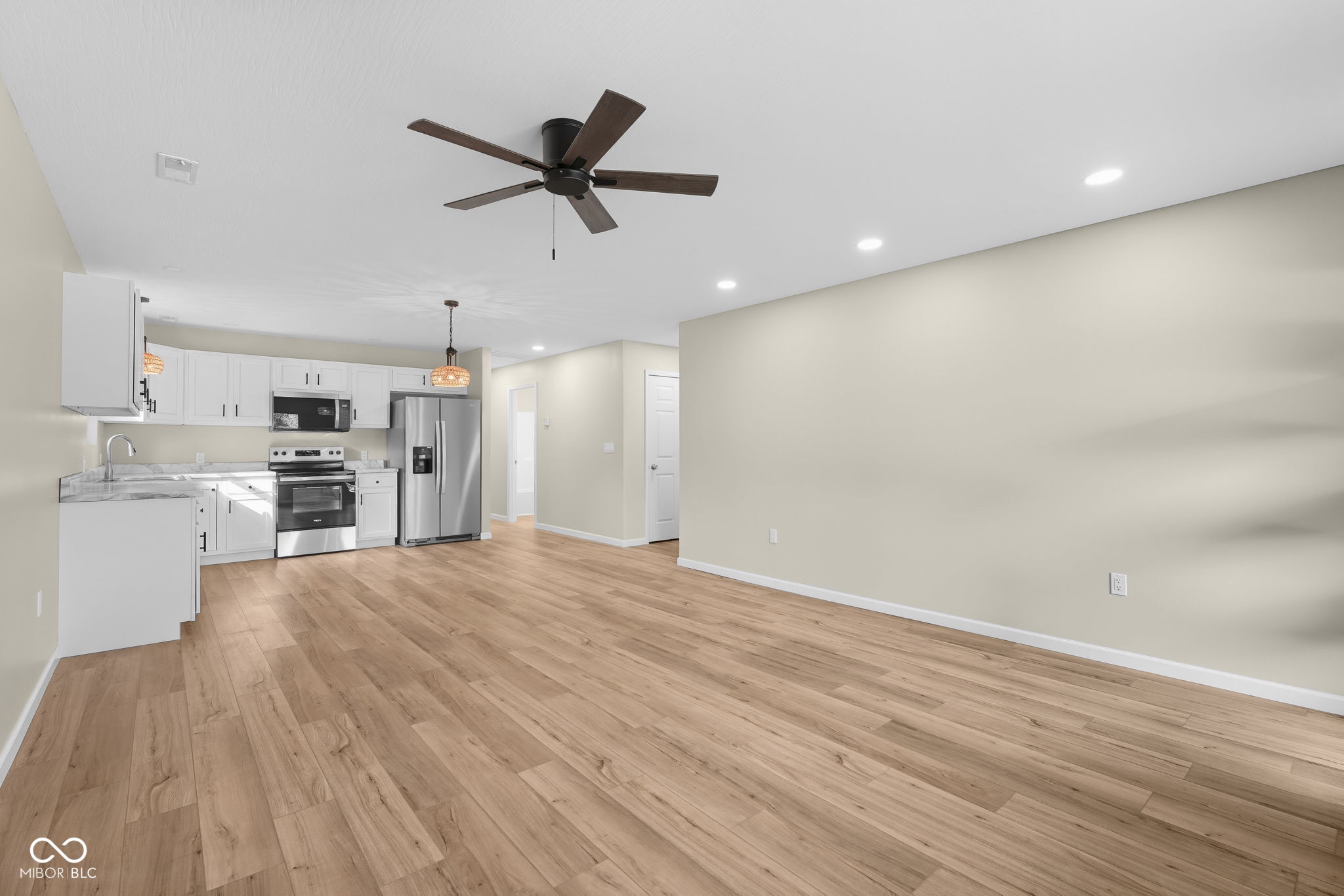 96 Hill Street Austin, IN 47102 - Photo 5 of 24