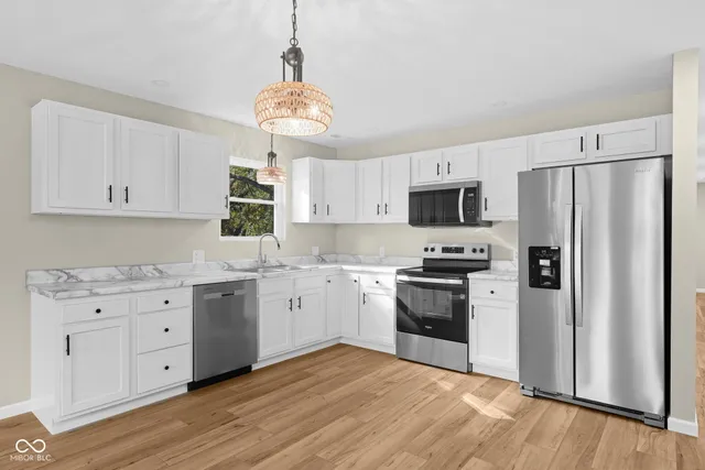 $174,900 | 96 Hill Street, Austin, IN 47102