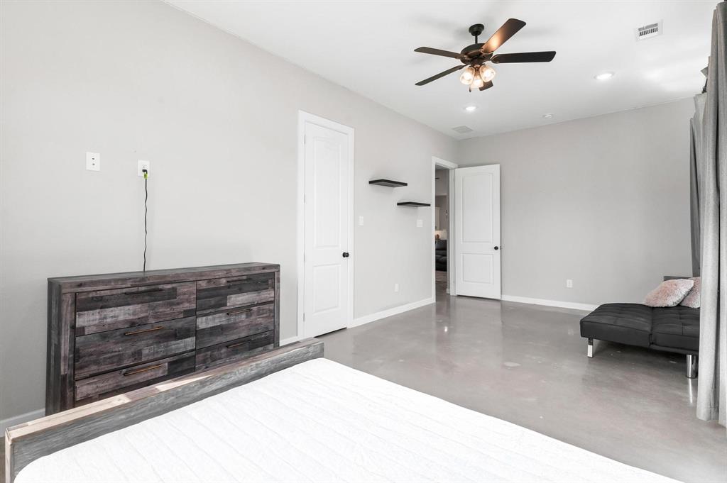 856 Yowell Hill Road Whitewright, TX 75491 - Photo 17 of 39