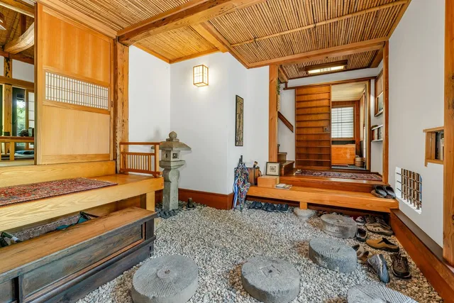 $1,995,000 | 187 Huntress Bridge Road, Effingham, NH 03882