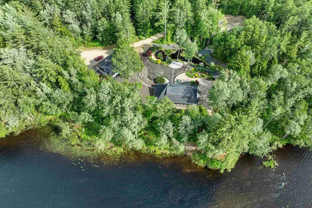 $1,995,000 | 187 Huntress Bridge Road, Effingham, NH 03882