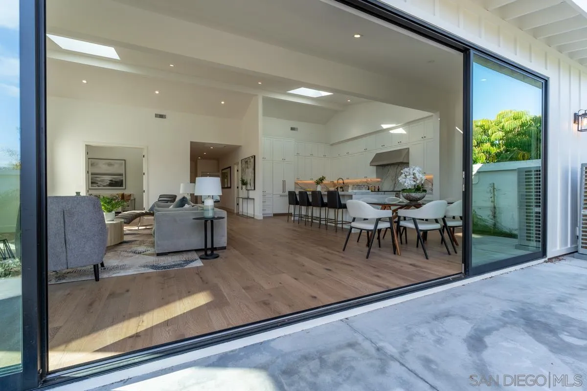 34 Jetty Drive Corona del Mar, CA 92625 - Photo 18 of 33 a view of a livingroom with furniture and a table