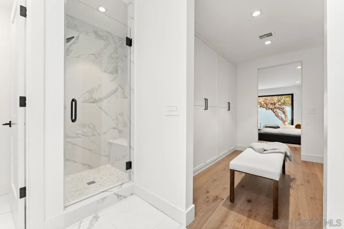 34 Jetty Drive Corona del Mar, CA 92625 - Photo 27 of 33 a en suite bathroom with a shower