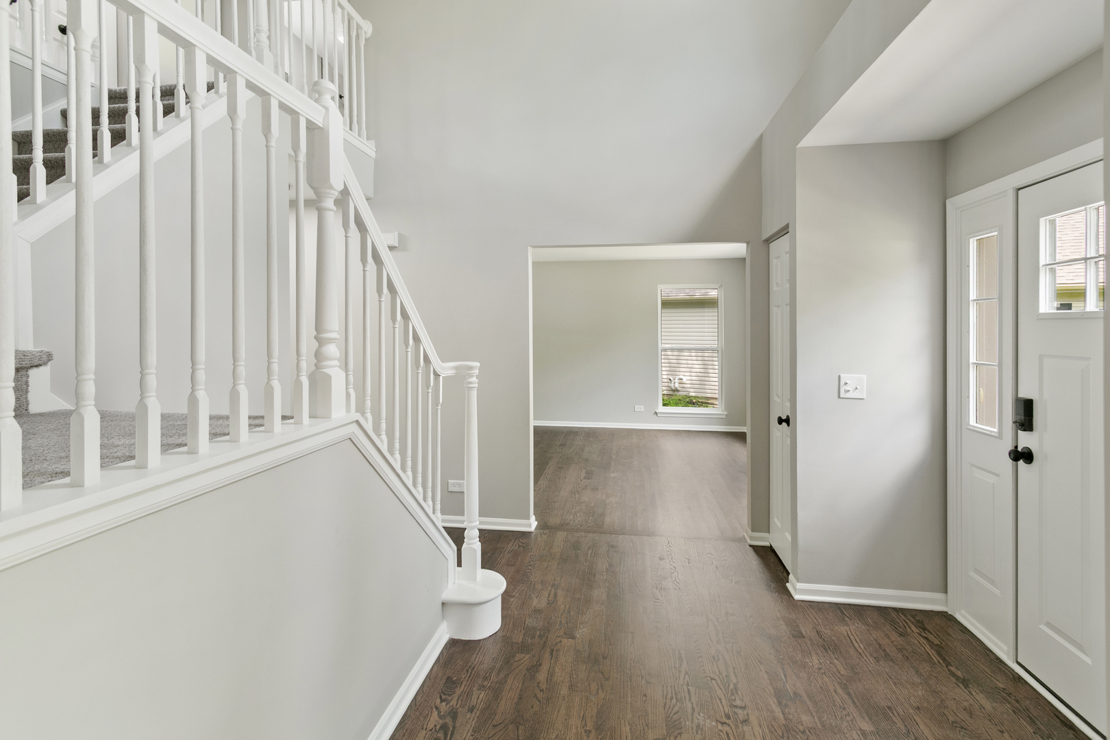 600 Brookstone Road Grayslake, IL 60030 - Photo 11 of 33