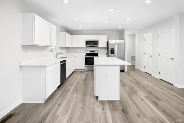 $354,990 | 34 Crossing Court, Bedford, VA 24523