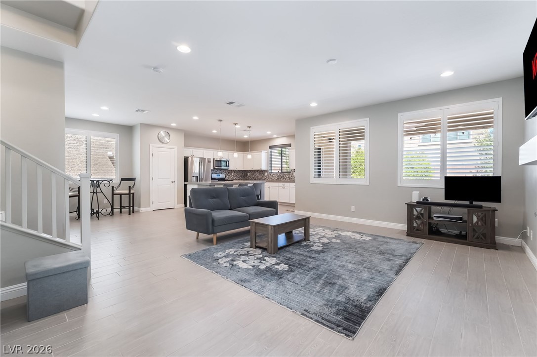 286 Cullerton Street Las Vegas, NV 89148 - Photo 3 of 60