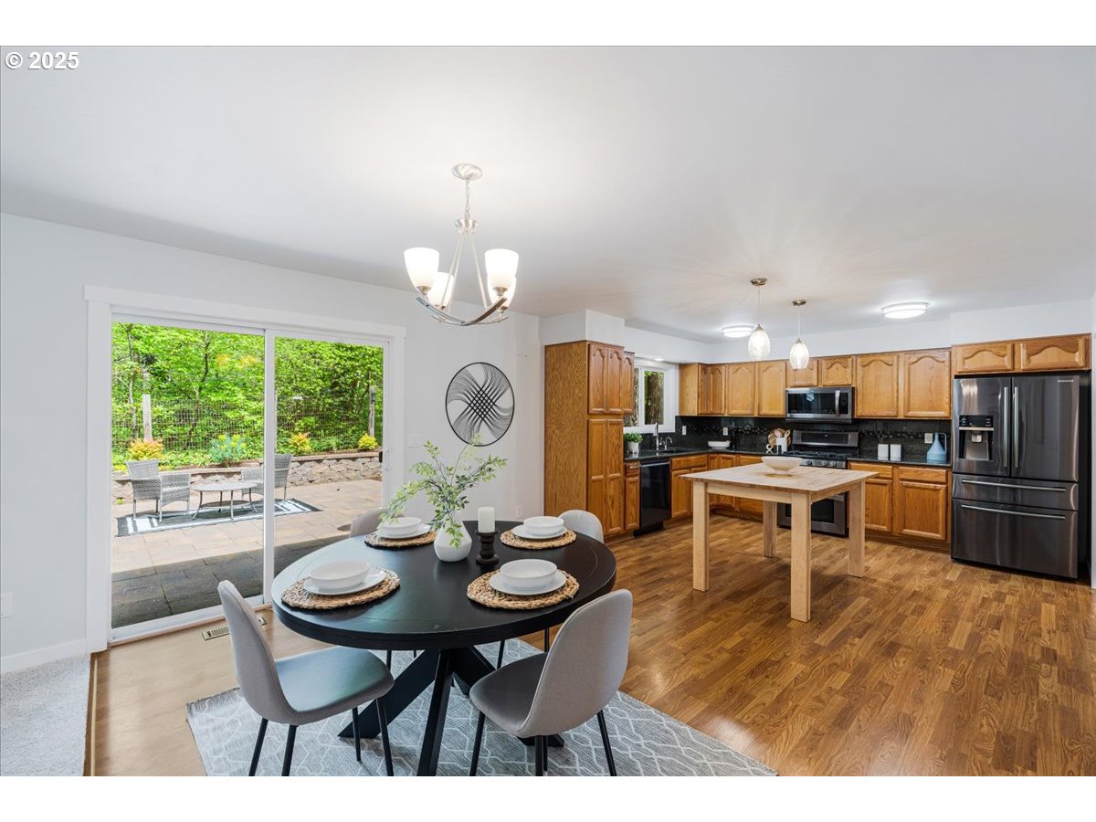 9241 Southwest Arapaho Road Tualatin, OR 97062 - Photo 12 of 44 Gallery Image 12