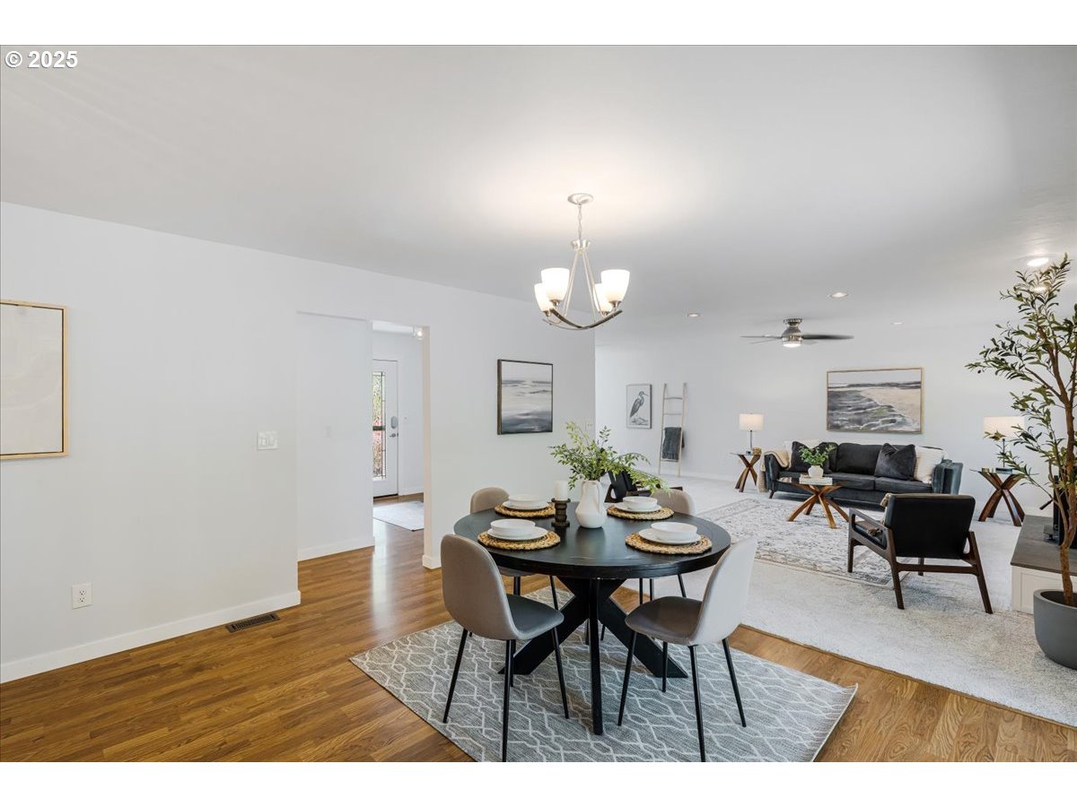 9241 Southwest Arapaho Road Tualatin, OR 97062 - Photo 10 of 44 Gallery Image 10